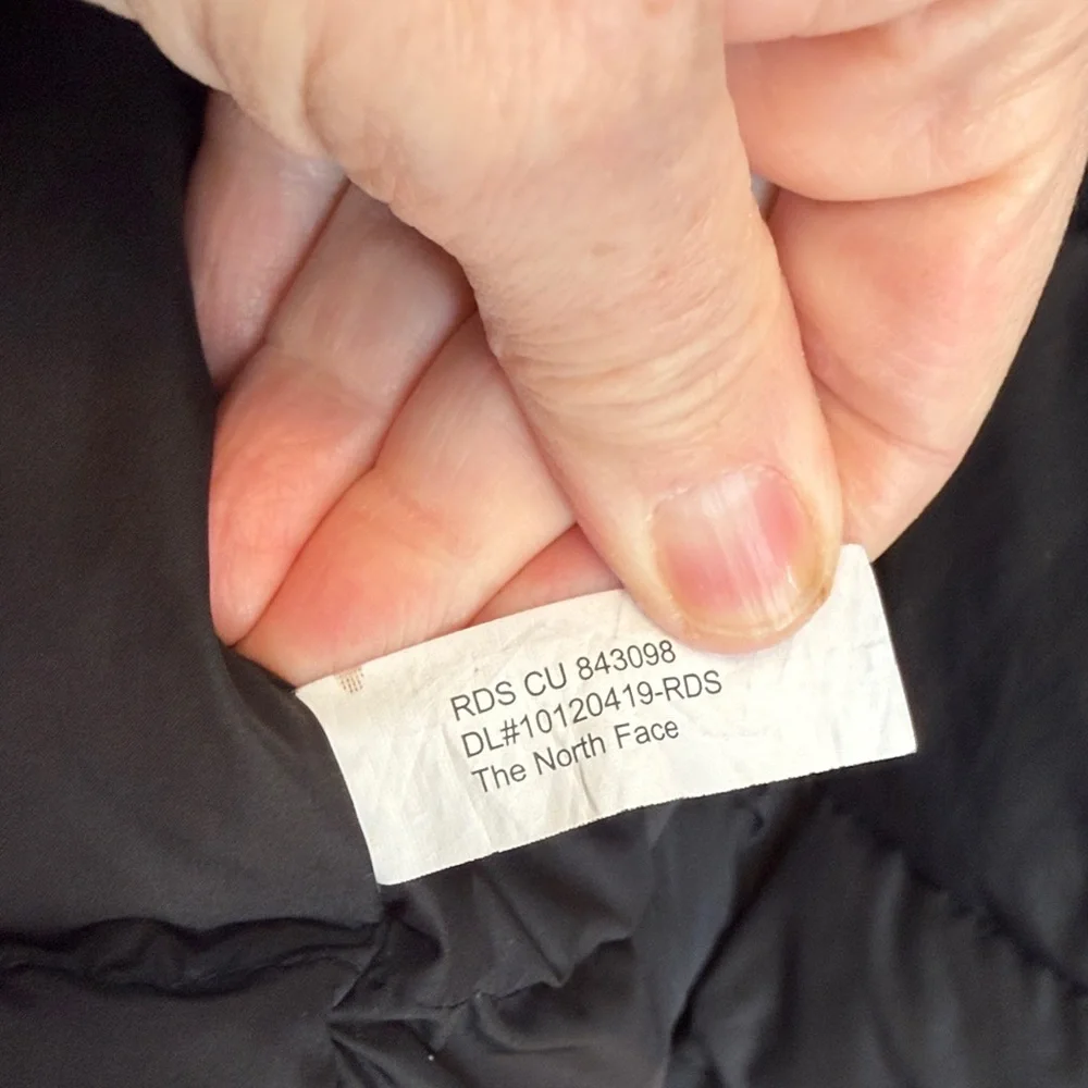 The North Face Women's Black Ski Jacket - Picture 2 of 9